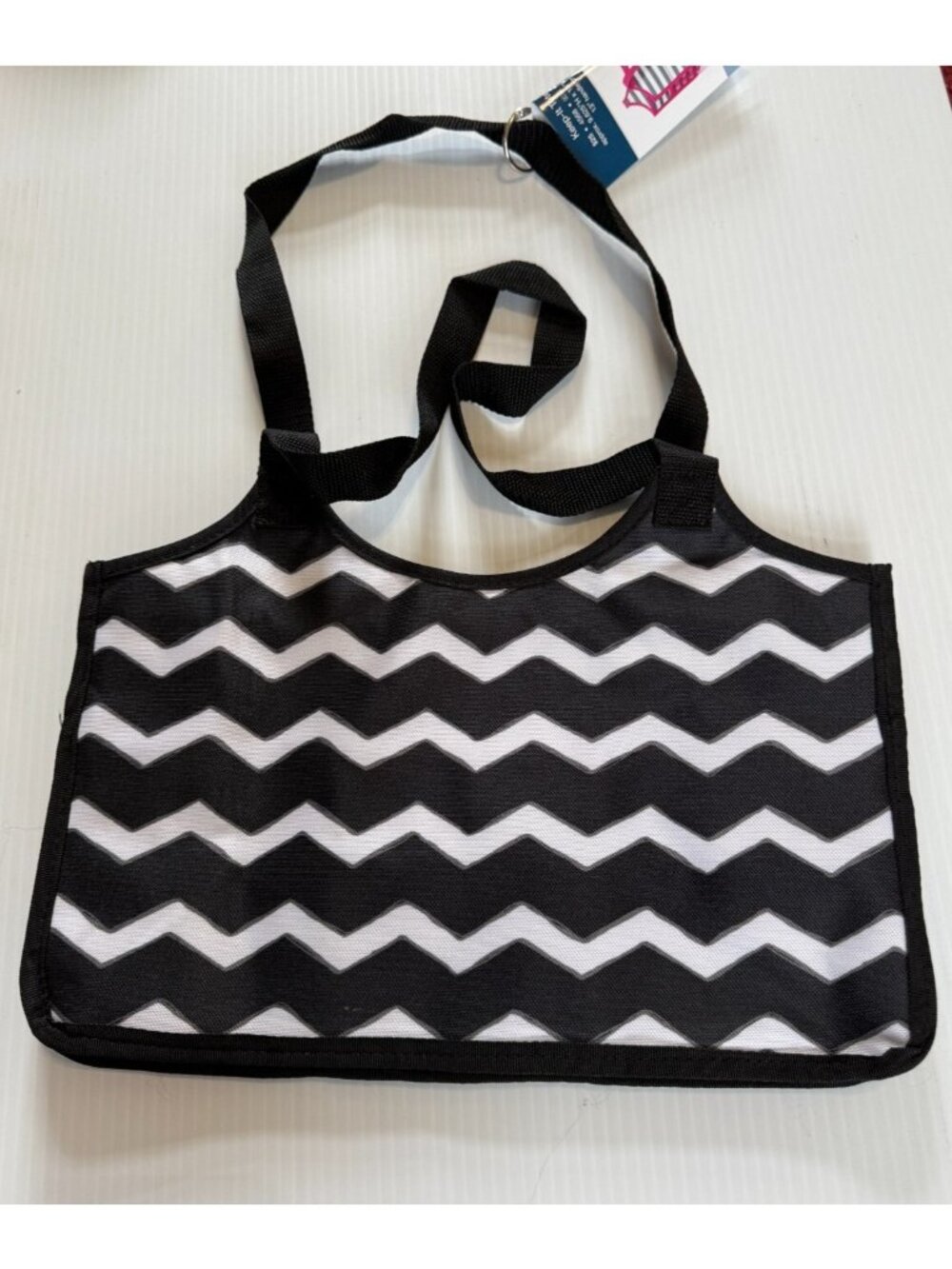 Thirty One Keep It Tote Black Chevron New - Picture 4 of 4